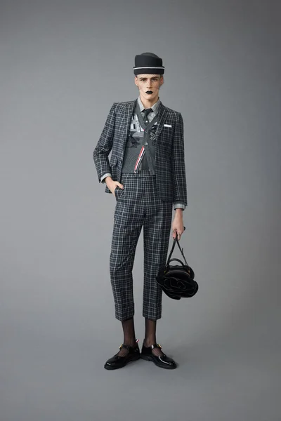 Look 17